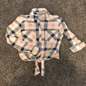 Blue and pink plaid crop tops shirt.